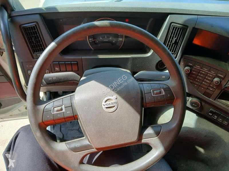 شاحنة Volvo 430 8X4