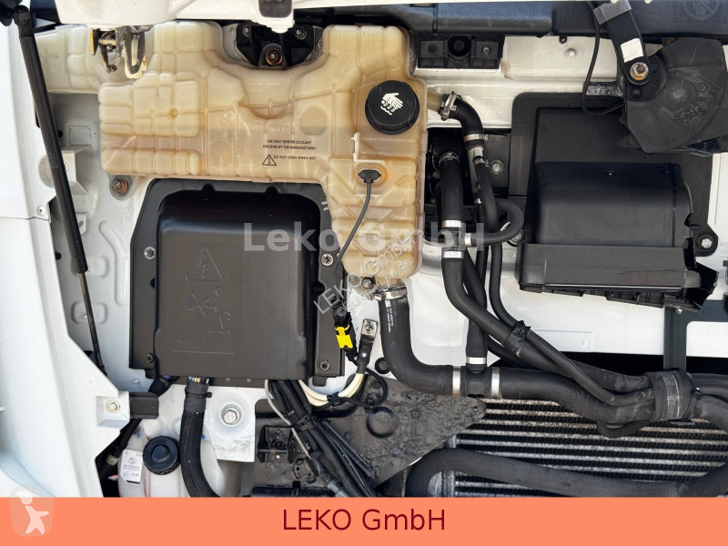 شاحنة DAF 210 FA  Fleischhacken ( MEAT )3Stück