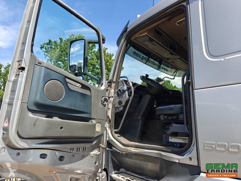 شاحنة Volvo 500 8x4/4 Sleeper Cab Euro5 - Hiab...