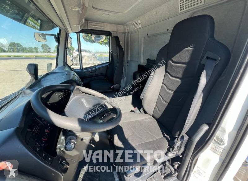 شاحنة Iveco