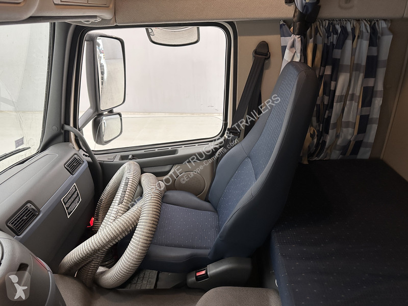 شاحنة Volvo 380*