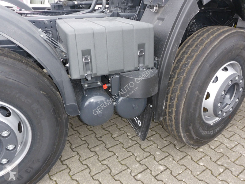 شاحنة Iveco T-Way AD410T54B 8X4 Radstand.4250mm...