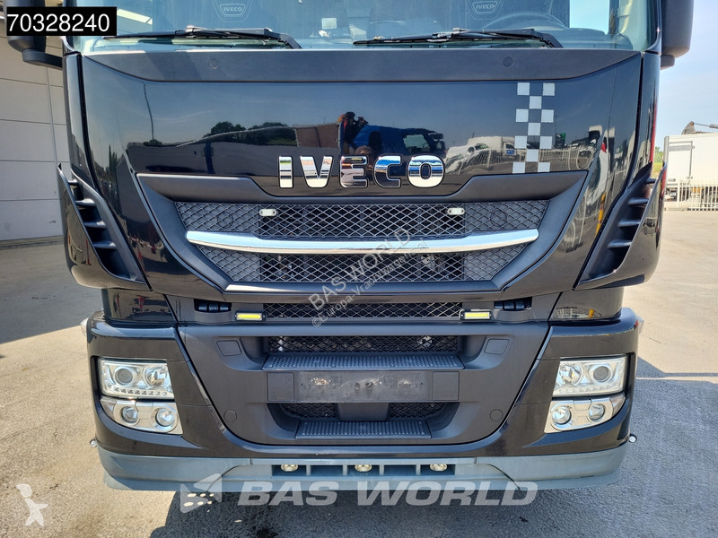 شاحنة Iveco X-Way 570 X-Way 6X2 Fassi F215...
