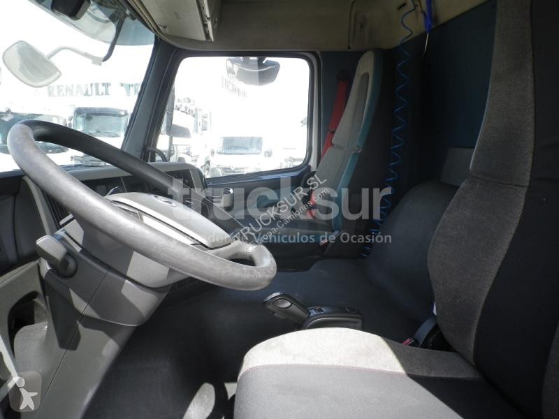 شاحنة Volvo 330.18