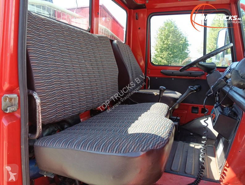 Camion Mercedes U 1200 4x4 -1,150 liter water...