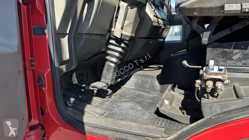 Camion Iveco 100E18 4X2