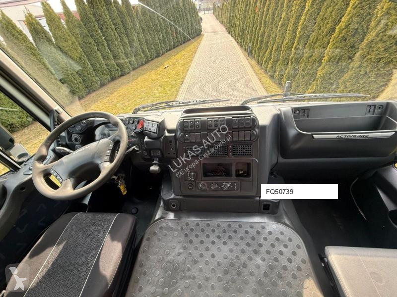 Камион Iveco TRAKKER 450