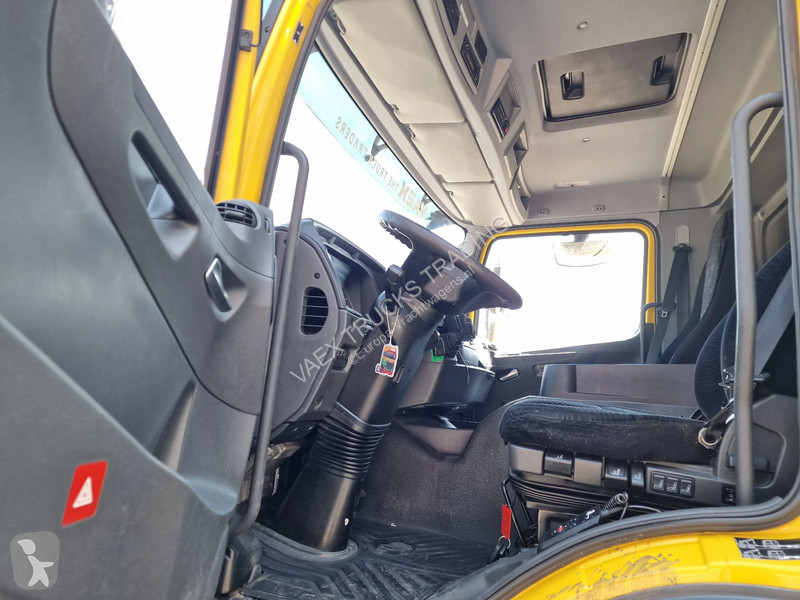شاحنة Mercedes 1223 4x2 Box with sidedoors -...