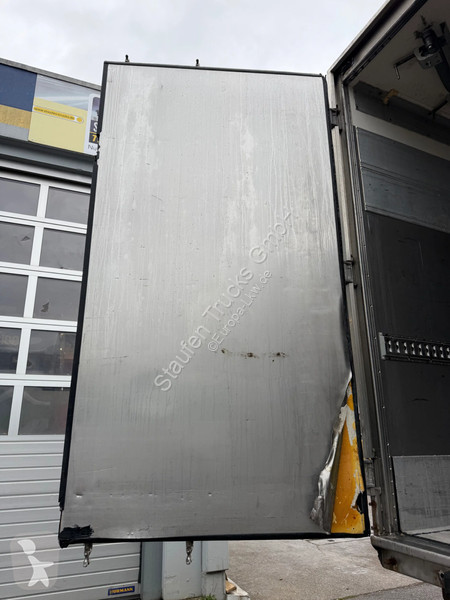 شاحنة DAF 106450 FLEISCHKOFFER, 6x2,...