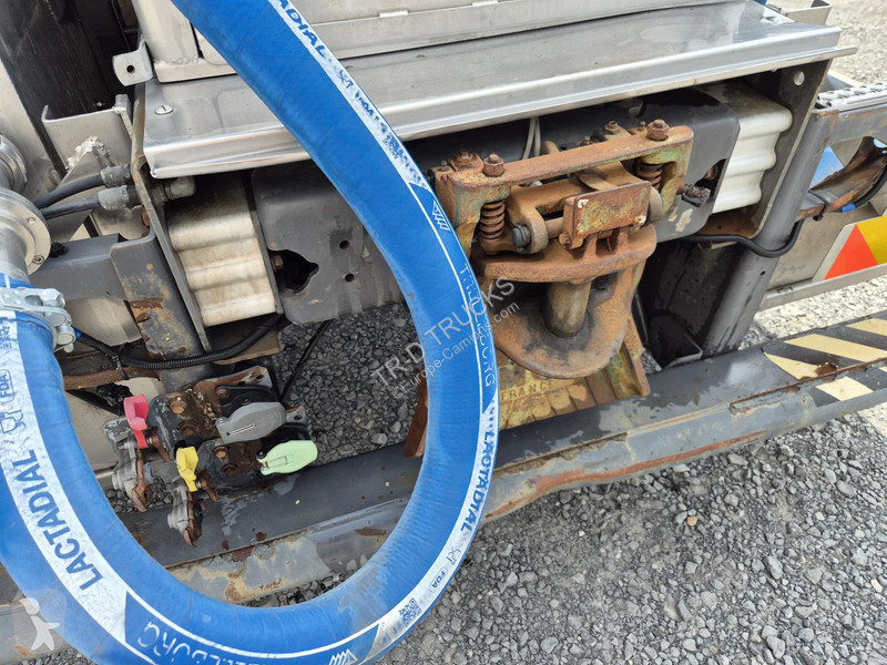شاحنة Renault 430 11000L INSULATED INOX TANK -...