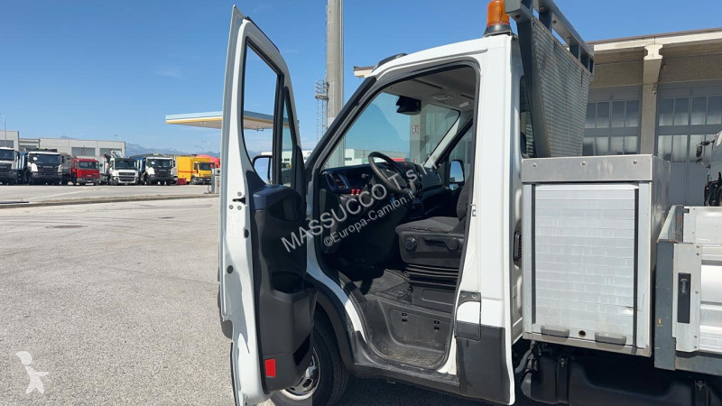 شاحنة Iveco 35-150 4x2