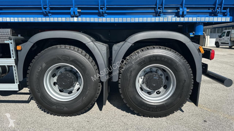 شاحنة MAN TGS 33.520 6x4
