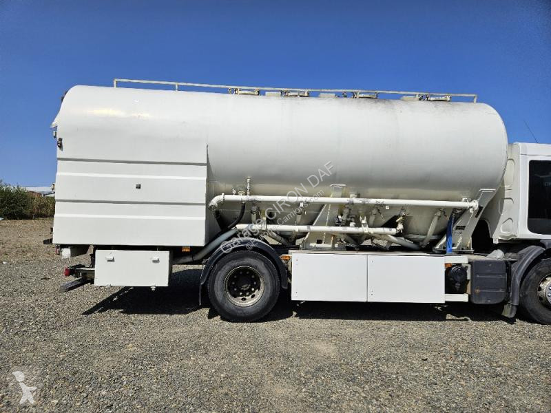 شاحنة Renault 370 DXI