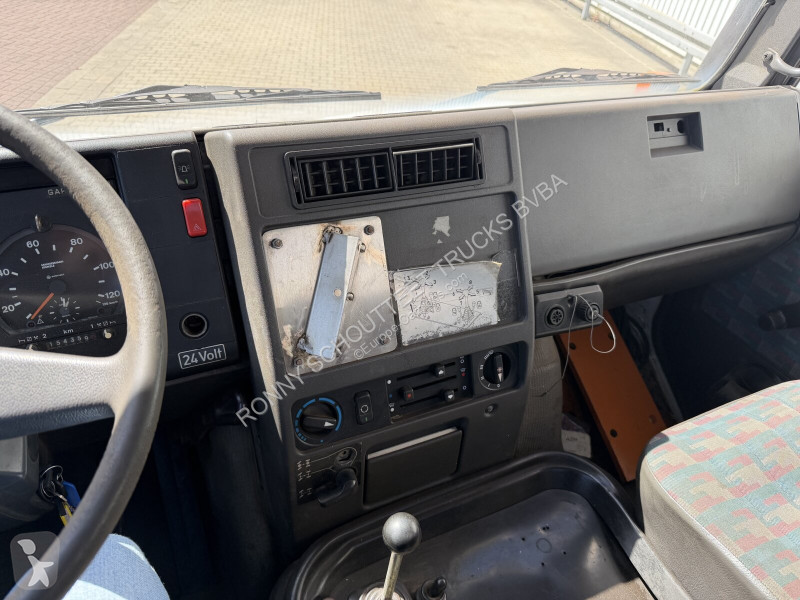Maskine til vejarbejde Unimog U 130 4x4 U 130...