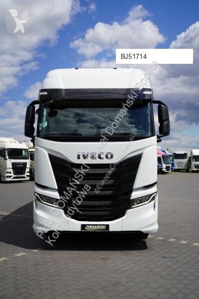 Ciężarówka Iveco / 420 / E 6 / KONTENER + WINDA...