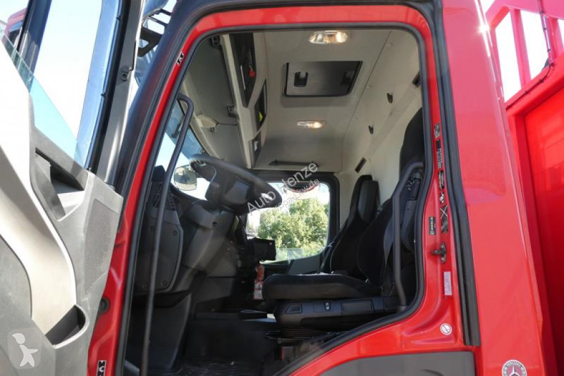 شاحنة Mercedes Antos 1830 L Pritsche Heckkran Funk