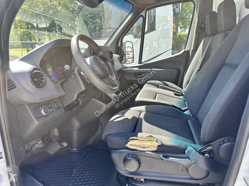 شاحنة Mercedes 516 CDI 4X4