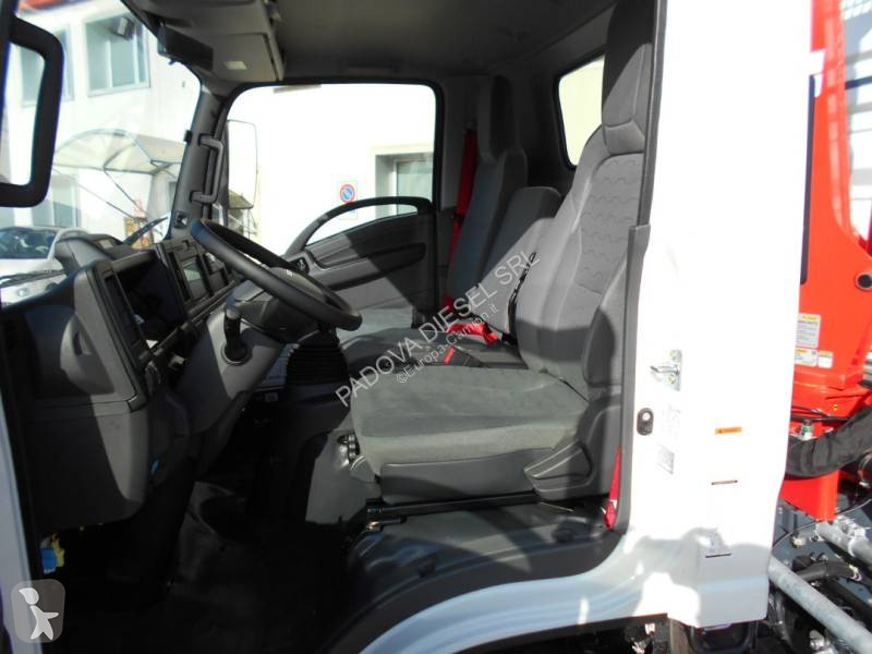 Грузовик Isuzu
