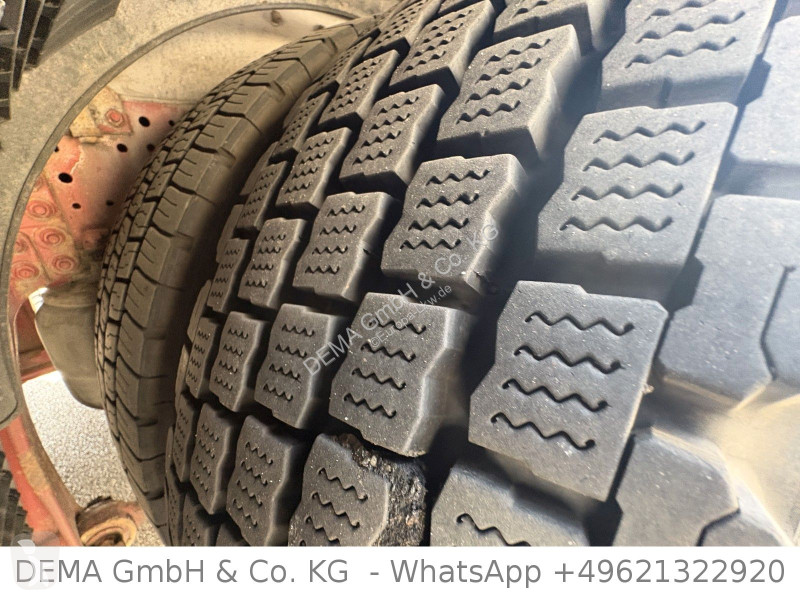 شاحنة Iveco...