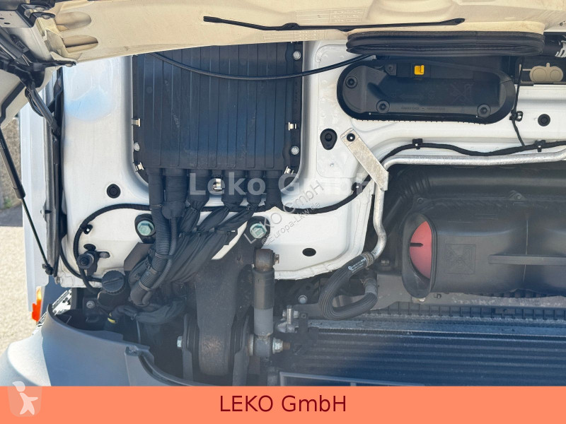 شاحنة Mercedes 1827 Mit Carrier Sp 1150
