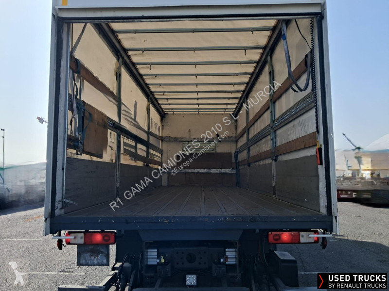 شاحنة Renault D Wide