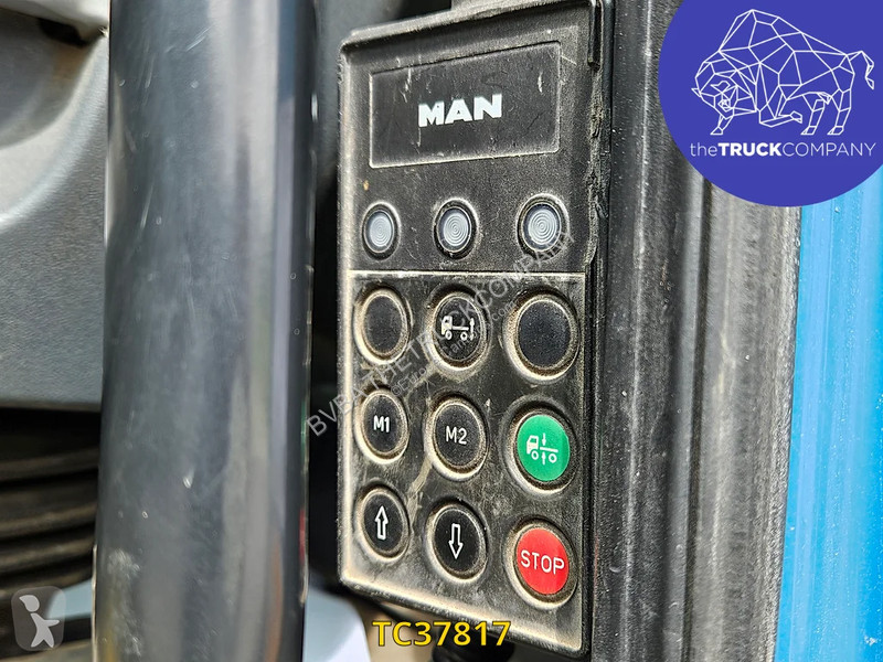 شاحنة MAN 400