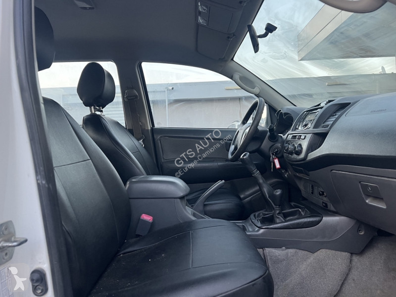 شاحنة Toyota HILUX RC'13 DBLE CAB 4WD 2.5L 144...