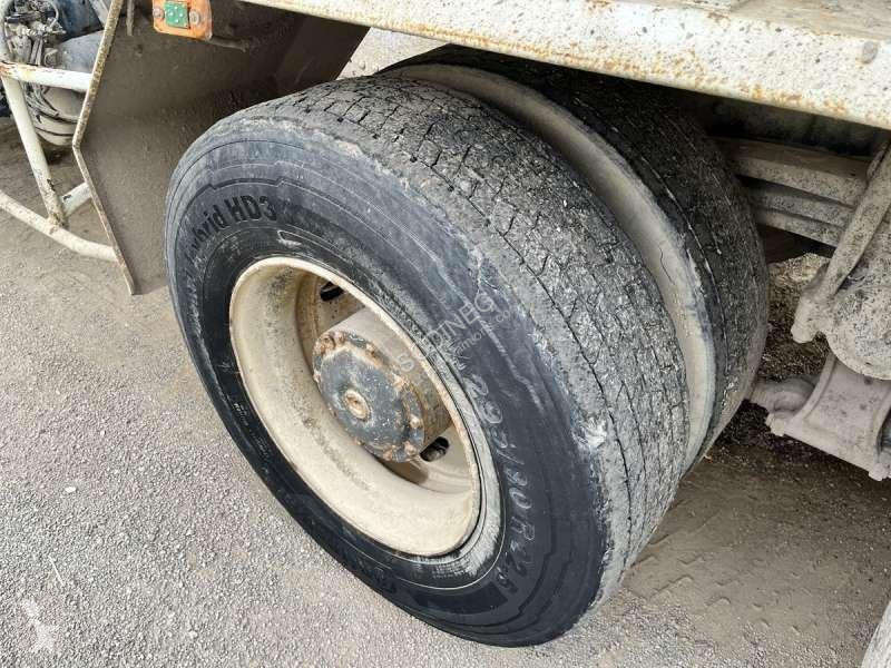 شاحنة Mercedes ACTROS