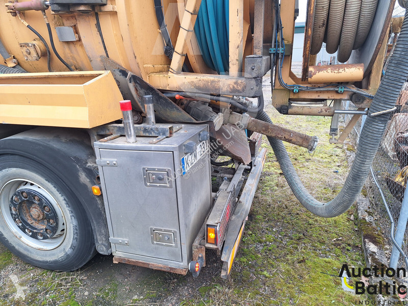 Camion MAN 200