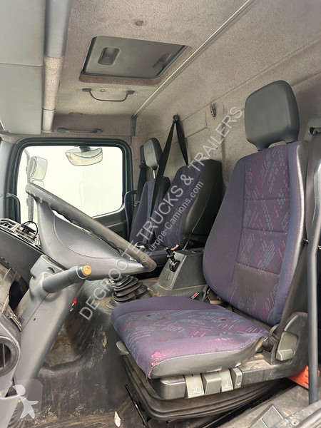 شاحنة Mercedes 1523