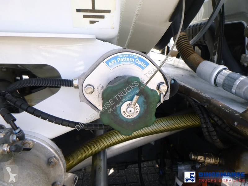 شاحنة Renault 270 4x2 fuel tank 13.7 m3 / 4 comp
