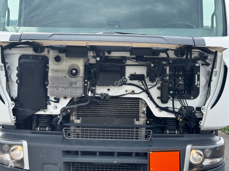 شاحنة Renault 330.19