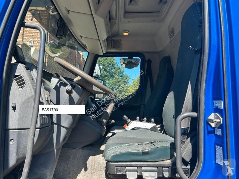Грузовик Volvo FL7