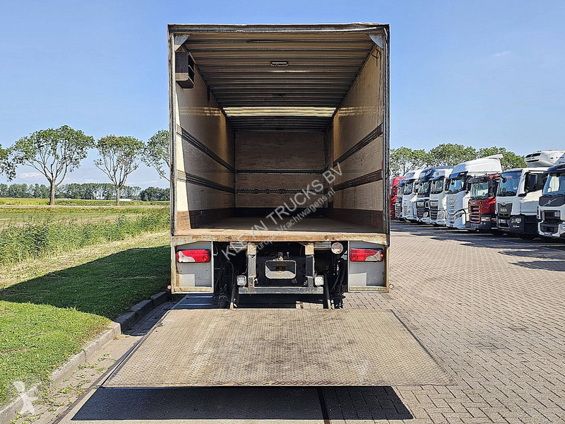 Camion Scania P380 6X2*4 RETARDER IFT