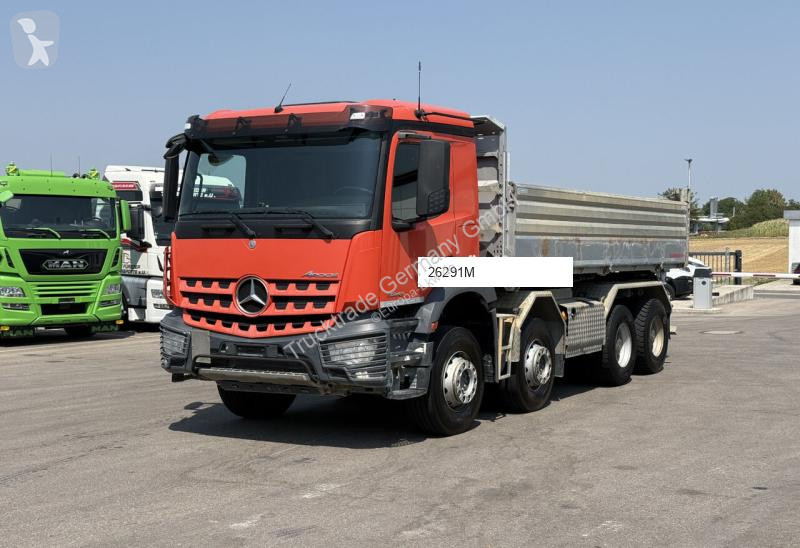 شاحنة Mercedes 3243