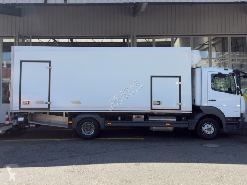 شاحنة Mercedes atego 1024