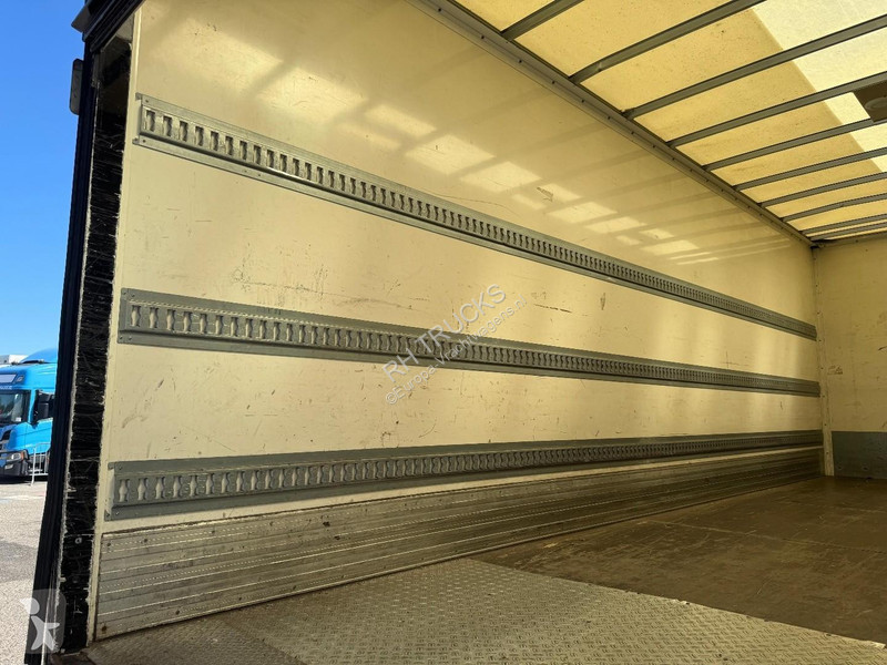 شاحنة Volvo 280 4X2 EURO 6 + DHOLLANDIA LIFT...