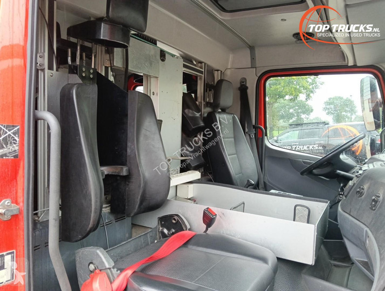 شاحنة Mercedes ATEGO 1329 2,000 ltr water -...