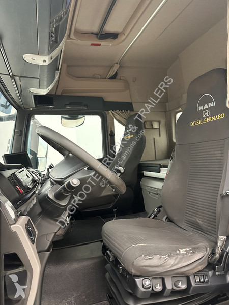 Vrachtwagen MAN 470 - 6x2