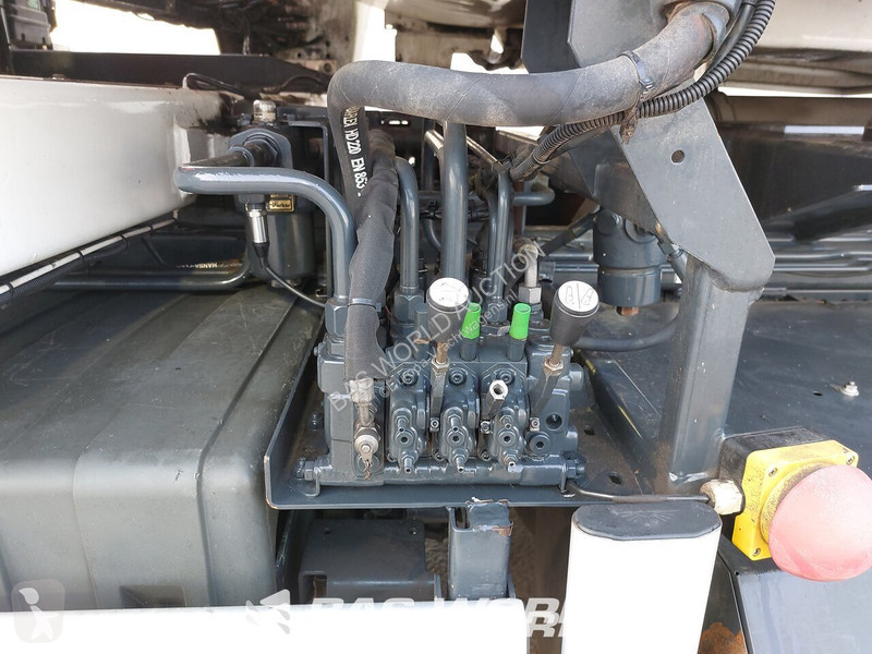 Camion Iveco 330