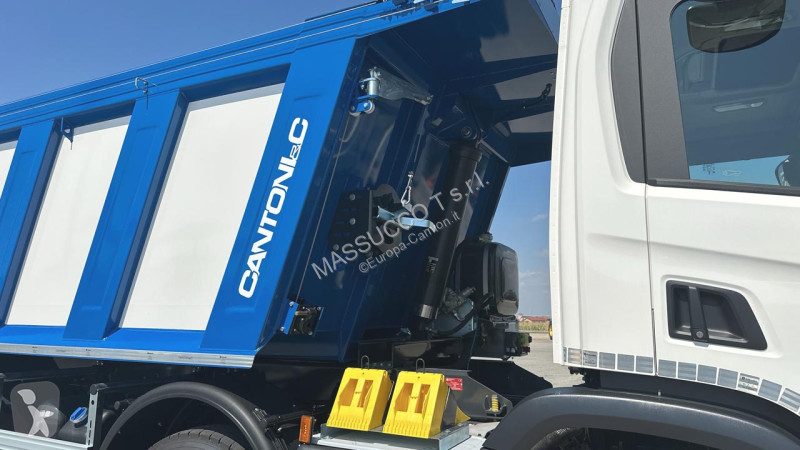 Camion Scania P500 XT 8x4