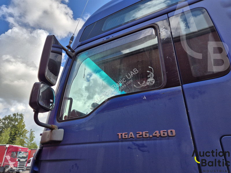 Camion MAN 26.460