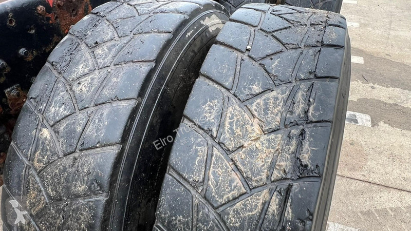 Vrachtwagen MAN (MANUAL PUMP / LAMES / BIG AXLE...