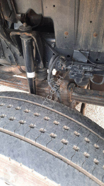 Vrachtwagen MAN 27372 6x6