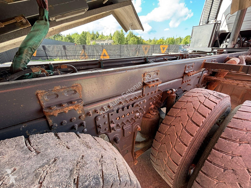 Camión Volvo 750 8x4 RETARDER / TANDEM AXLE...