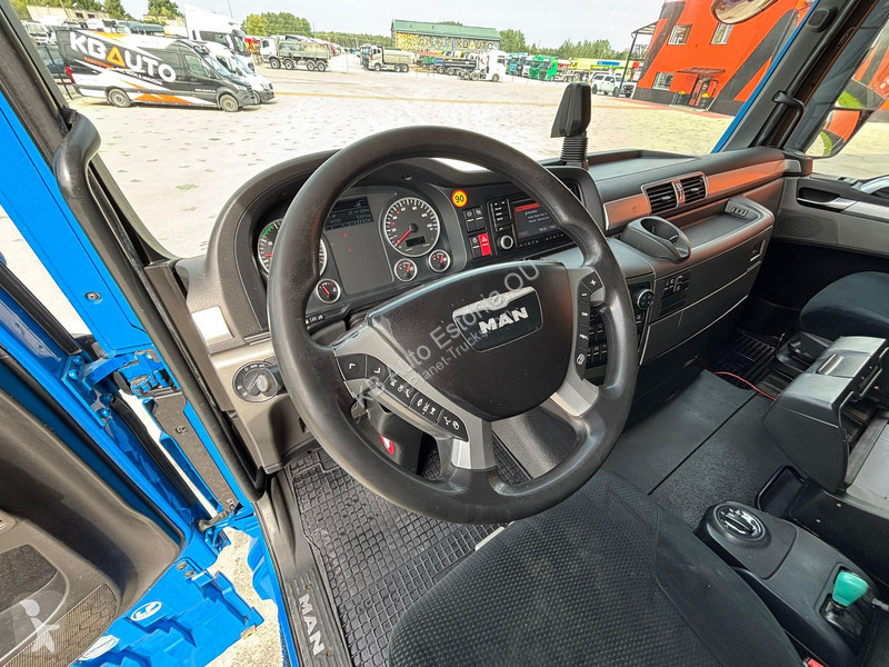 Camión MAN TGX 6x2*4 INTARDER / CHASSIS L=7897 mm