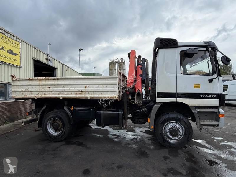 Camión Mercedes 1840 Kipper Crane 4x4 Manual...