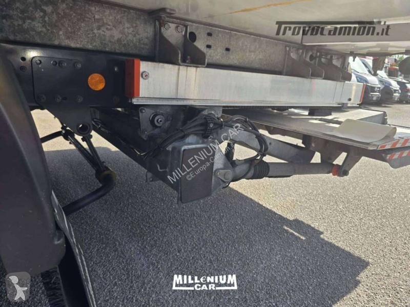 Camión Iveco 100-19 (2017)CELLA 5,50 SPONDA FRC
