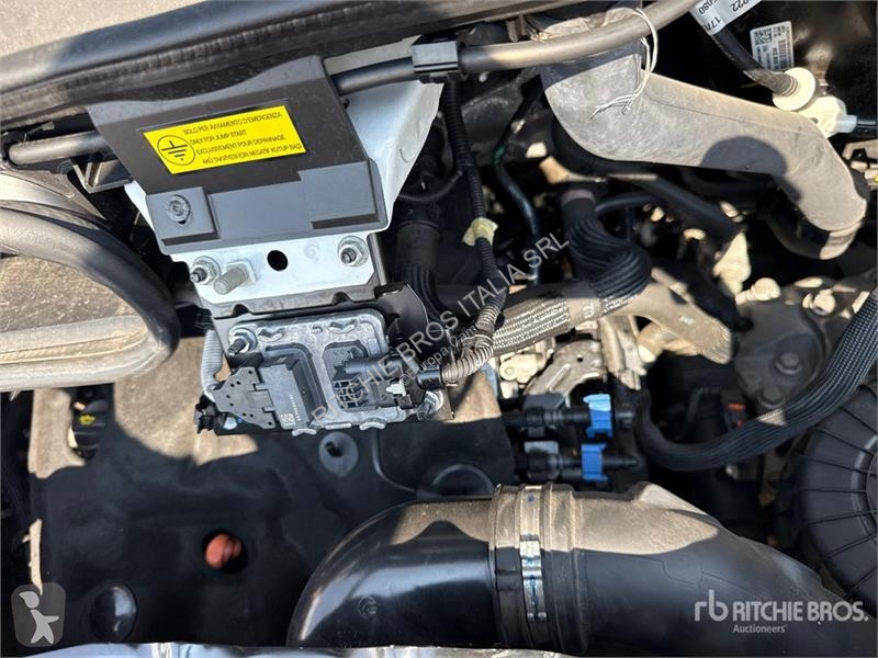 Camión Opel 2.2 103 KW KA L4H2 Van Truck