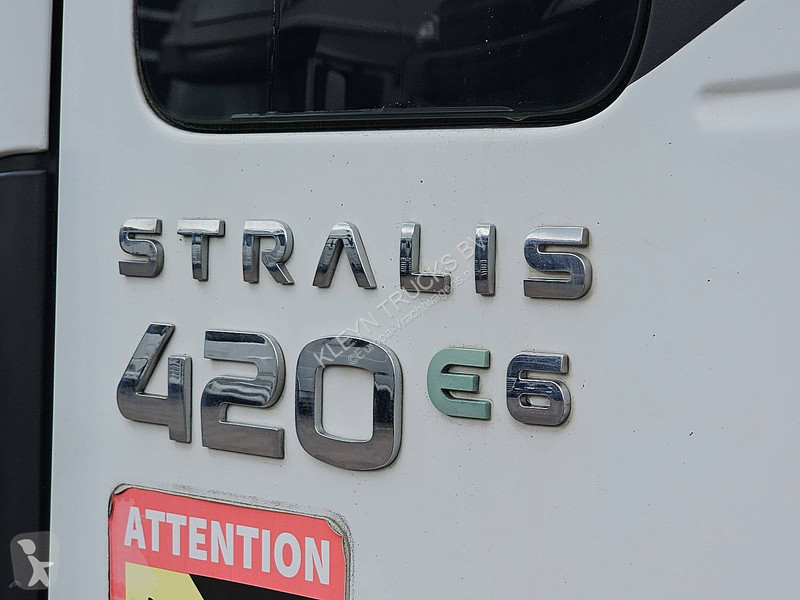 Camión Iveco AD190S42 STRALIS